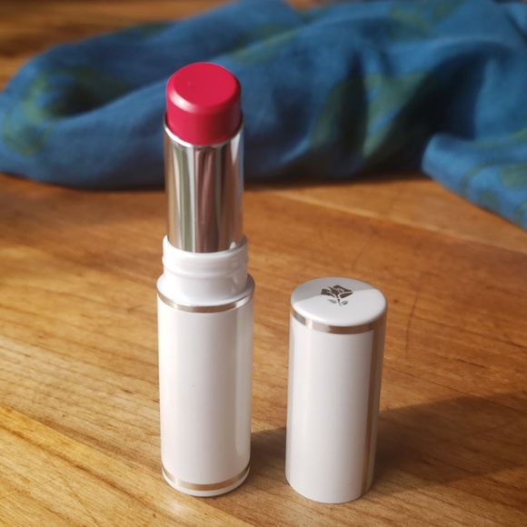 Lancome lipstick - Picture 2 of 3